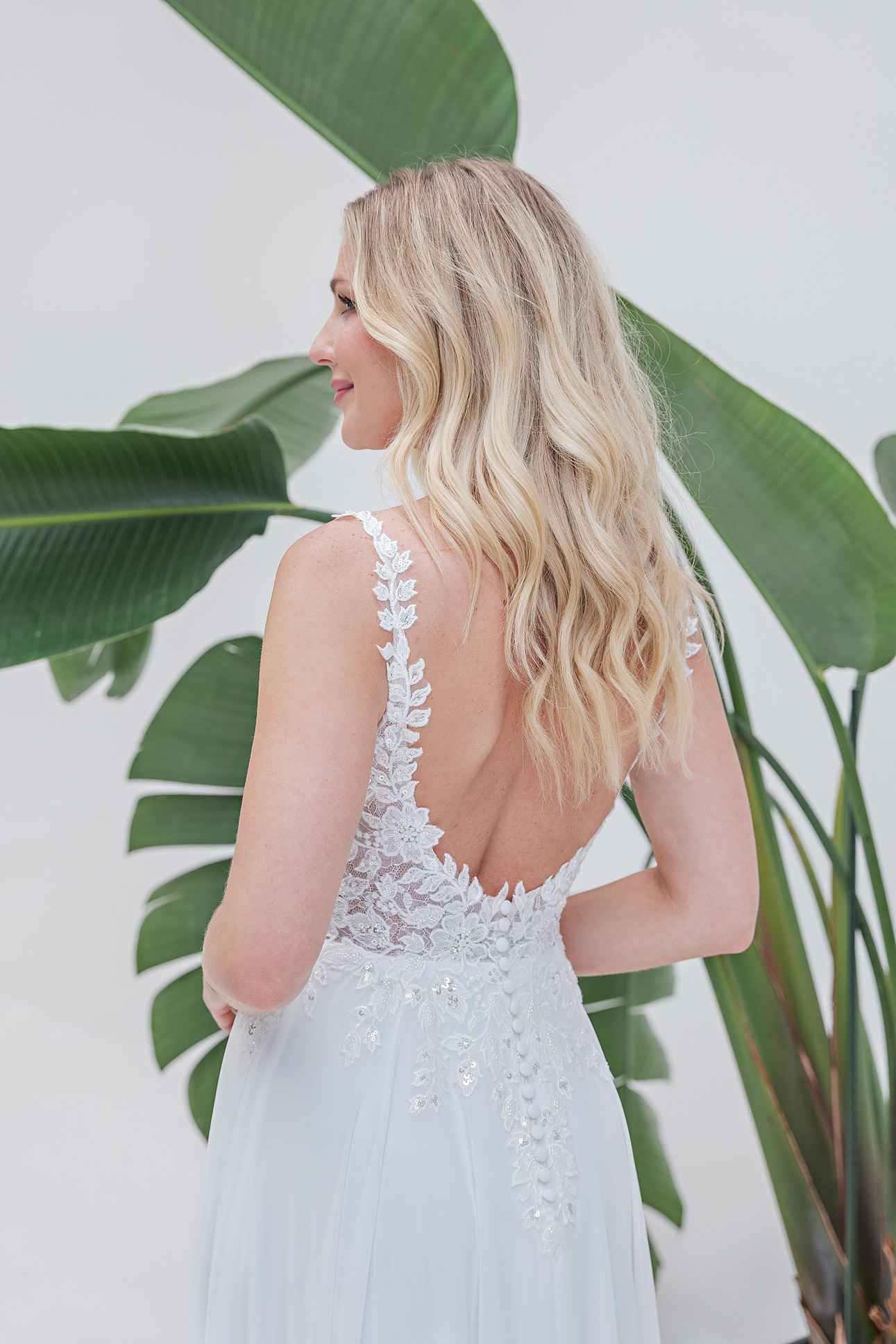 Amera Vera Light Kollektion 2025 Brautkleid AL129 (4) Angelex Princess Hochzeitshaus Brautmode Singen