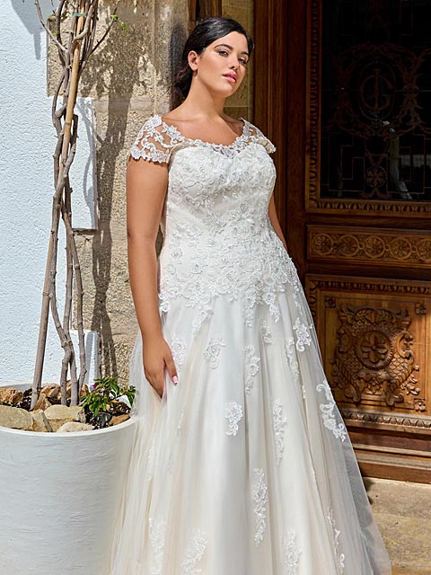 Lohrengel Brautkleider 2023 Kategorie