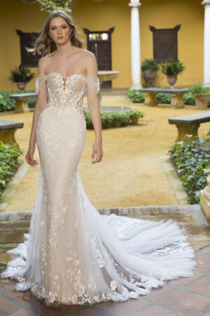 Enzoani Blue 2023 Brautkleid Blue 2023 Pro PRISHA Fro Web Angelex Princess Hochzeitshaus Brautmode Singen