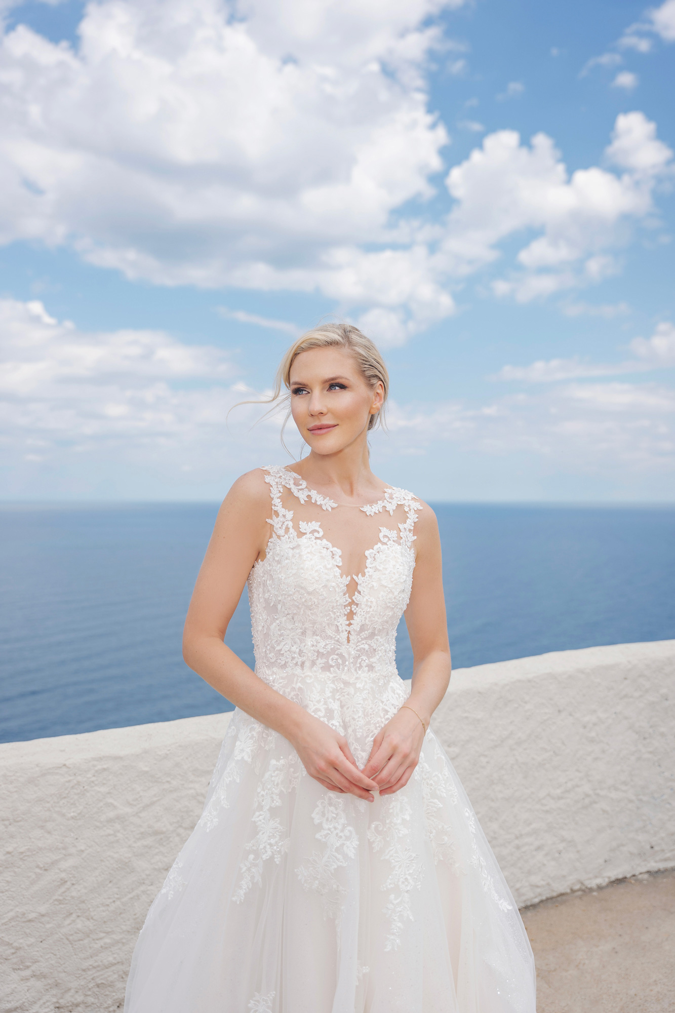 Amera Vera 2024 ivory Brautkleid B2412 (2) Angelex Princess das Hochzeitshaus Brautmode in Singen