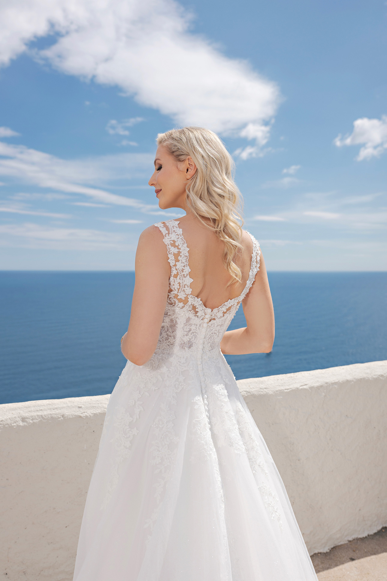 Amera Vera 2024 ivory Brautkleid B2420 (3) Angelex Princess das Hochzeitshaus Brautmode in Singen