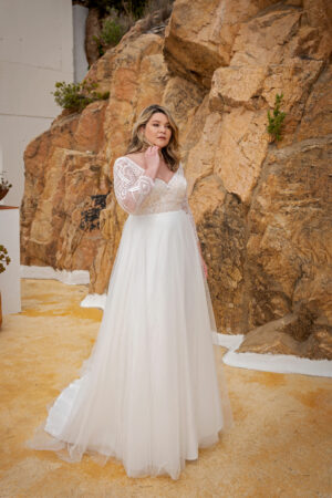 Lohrengel Molly Monroe 2024 Curvy Plus Size Brautkleid LB237 (1) Angelex Princess das Hochzeitshaus Brautmode in Singen