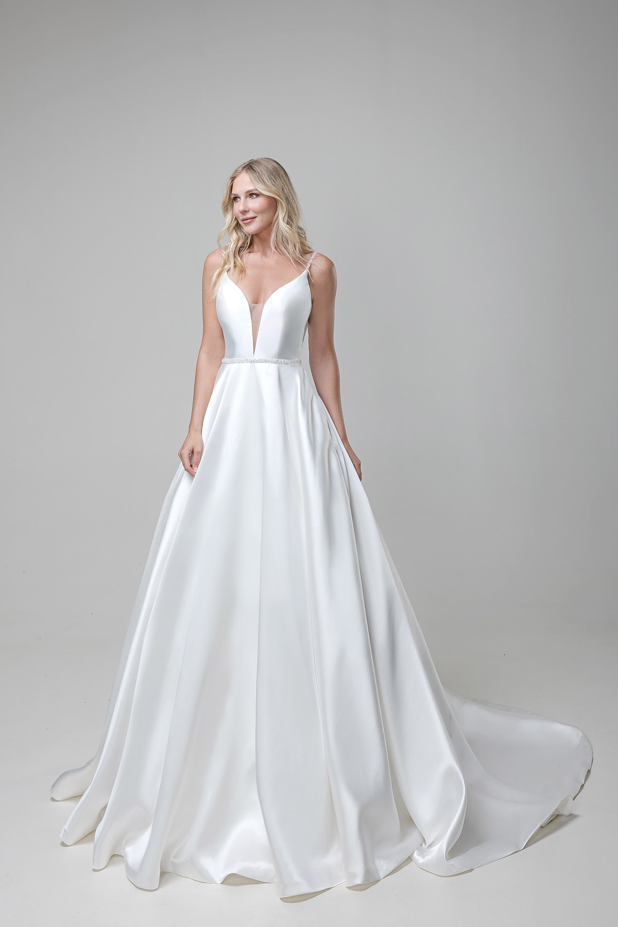 Miss Beautiful Bride Kollektion 2025 Brautkleid MGB152 (5) Angelex Princess Hochzeitshaus Brautmode Singen