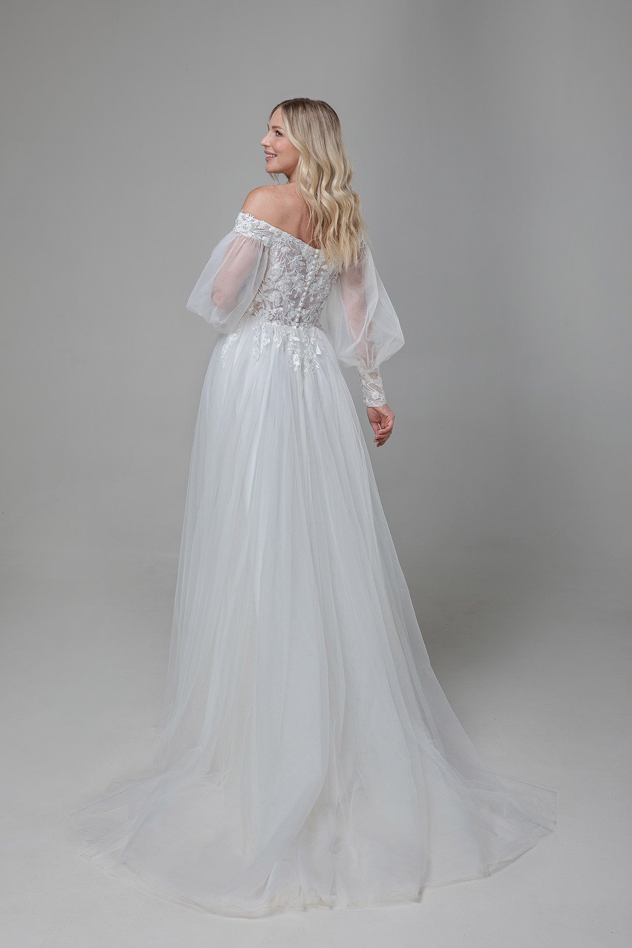 Miss Beautiful Bride Kollektion 2025 Brautkleid MGB183 (3) Angelex Princess Hochzeitshaus Brautmode Singen