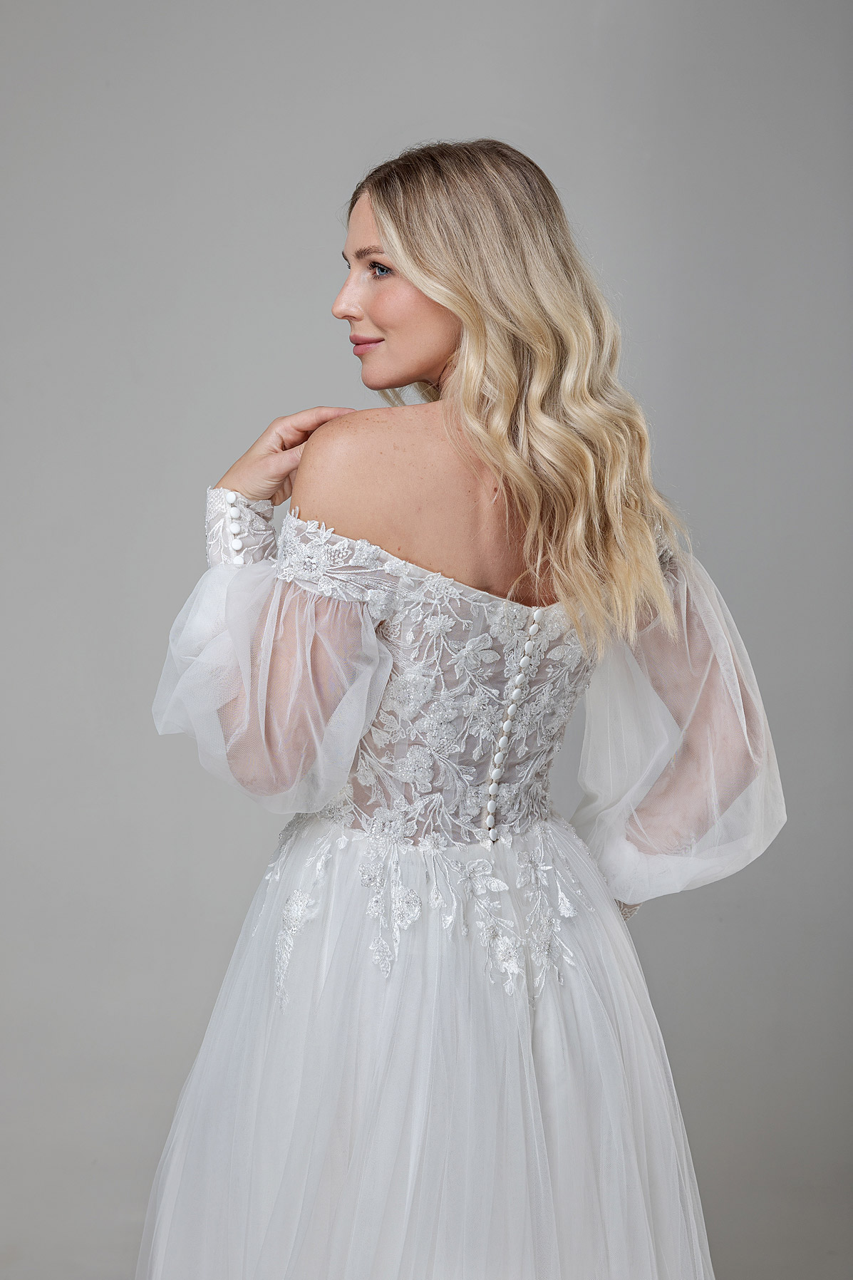 Miss Beautiful Bride Kollektion 2025 Brautkleid MGB183 (4) Angelex Princess Hochzeitshaus Brautmode Singen