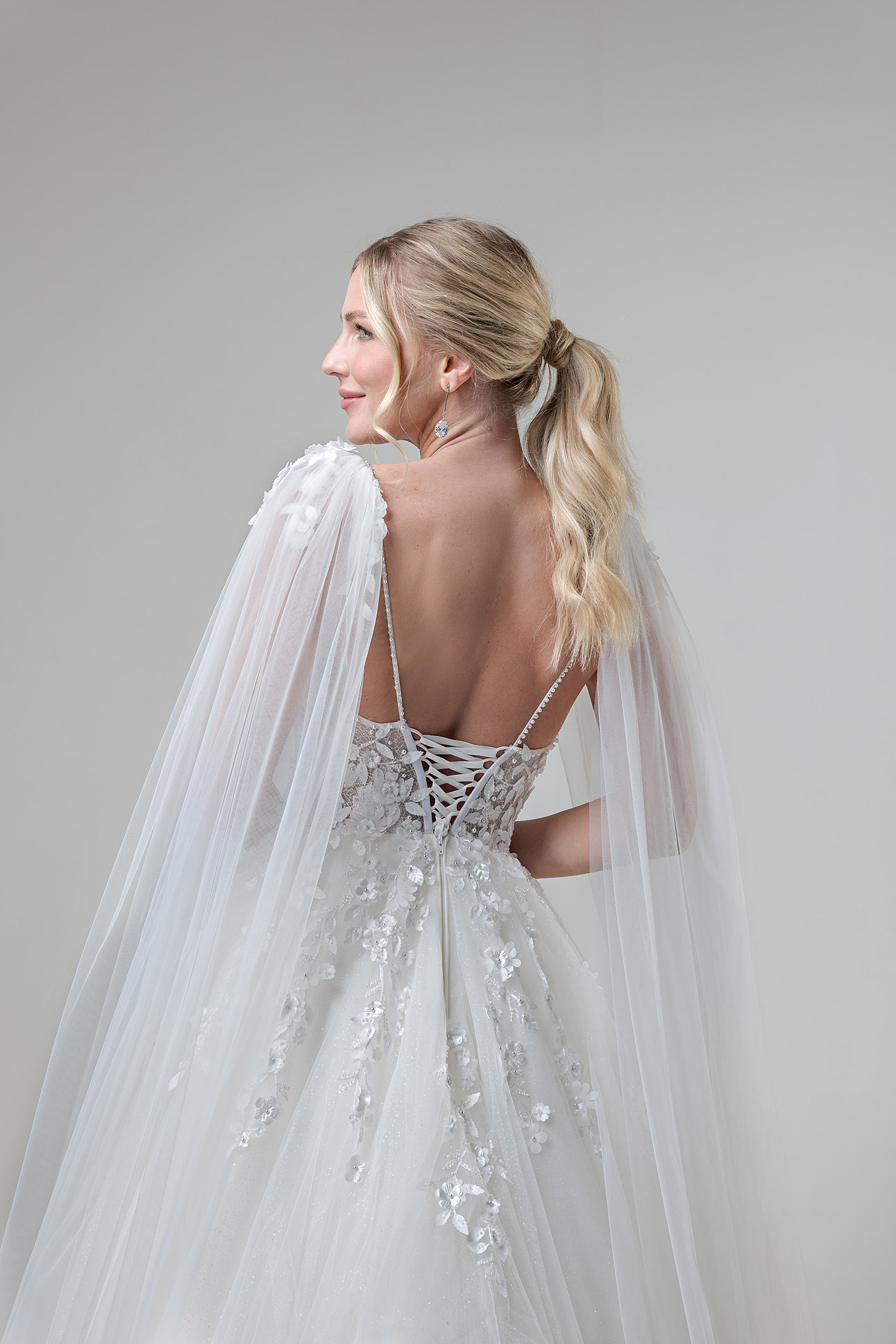 Miss Beautiful Bride Kollektion 2025 Brautkleid MGB188 (4) Angelex Princess Hochzeitshaus Brautmode Singen